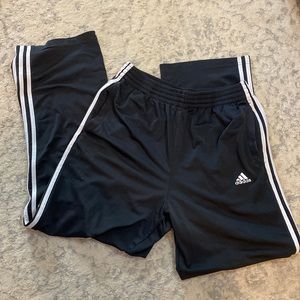 COPY - Adidas straight leg sweatpants size M